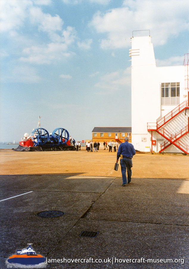 AP1-88 hovercraft promotional day by BHC -  (credit: The <a href='http://www.hovercraft-museum.org/' target='_blank'>Hovercraft Museum Trust</a>).